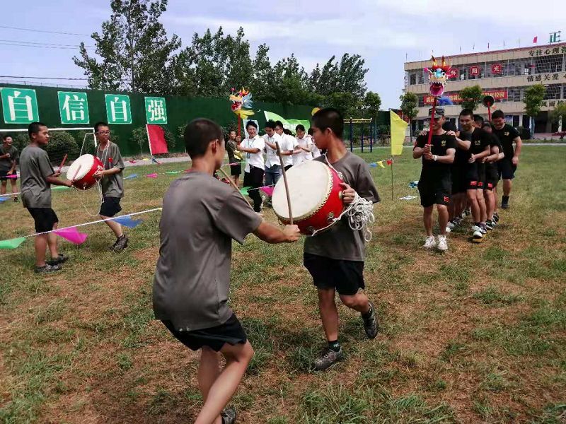 浙江衢州军事化封闭式学校(图1)