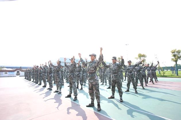 孩子对妈妈越来越冷淡了，该怎么办？(图1)