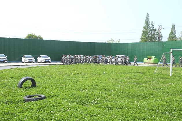 为什么父母不能使用“冷暴力”？父母“冷暴力”对孩子有哪些影响呢？(图1)