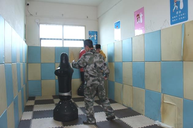 湖北随州问题小孩特训学校怎么收费(图1) 湖北随州问题小孩特训学校怎么收费(图1)