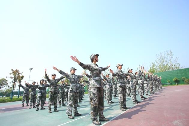 湖北鄂州励志学校(图1)