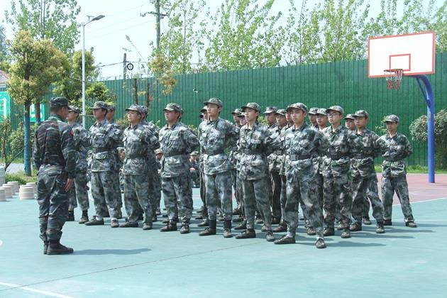 湖北武汉戒网瘾中心？(图1)