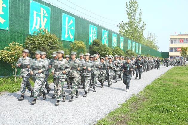 湖北鄂州早恋小孩管教学校怎么样(图1)