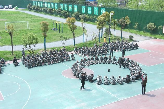 湖北鄂州小孩子叛逆学校(图1)